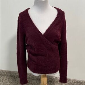 🎻 NWT GAP Wrap Sweater